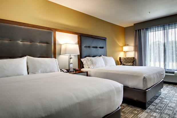 Images Holiday Inn Express & Suites Albany by IHG