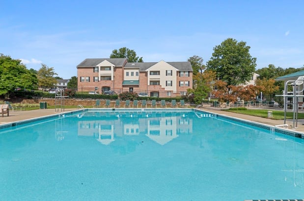 Images Silver Spring Station Apartment Homes