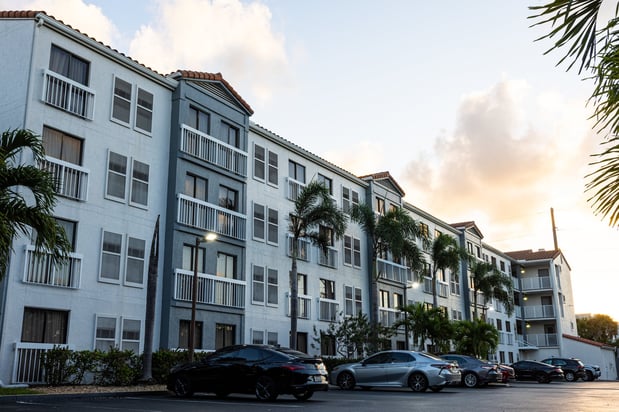 Images Holiday Inn & Suites Boca Raton - North by IHG