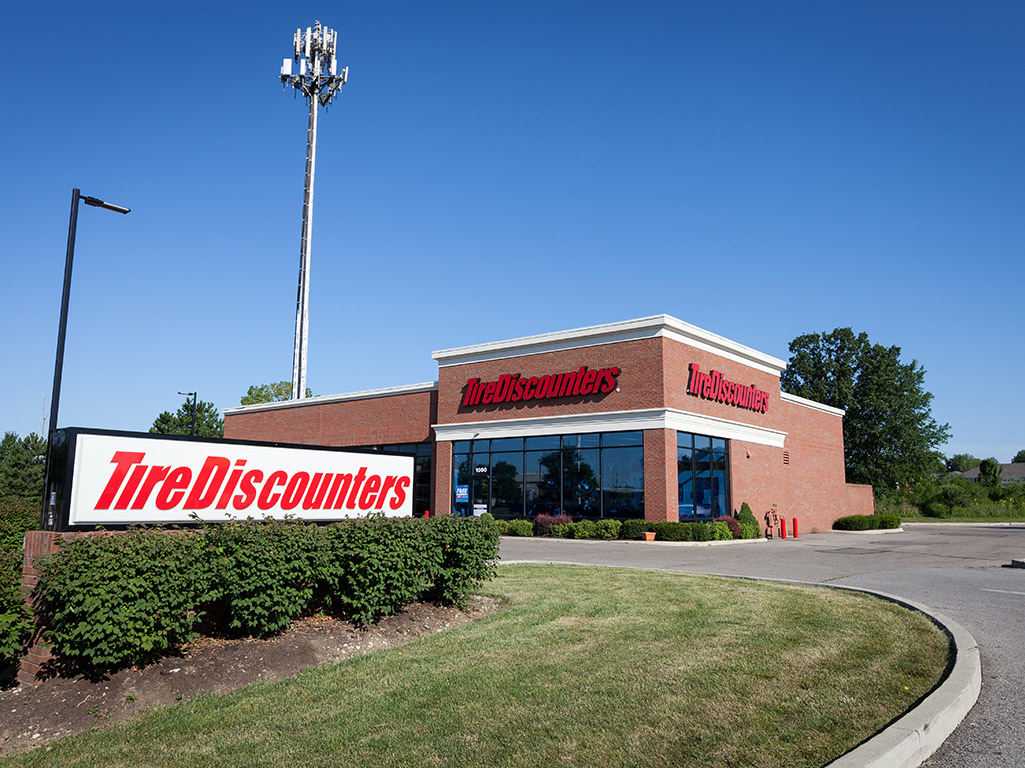 Tire Discounters on 1050 Gemini Place in Columbus Tire Discounters Columbus (614)396-0400