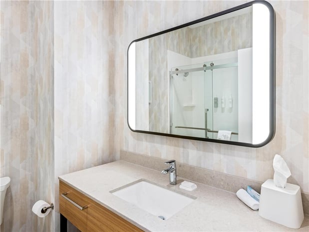 Images Hampton Inn St Ignace Lakefront Mackinac