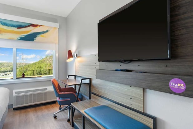 Images Tru by Hilton Cartersville