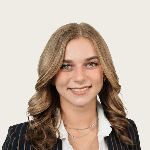 Daniela Zan headshot.