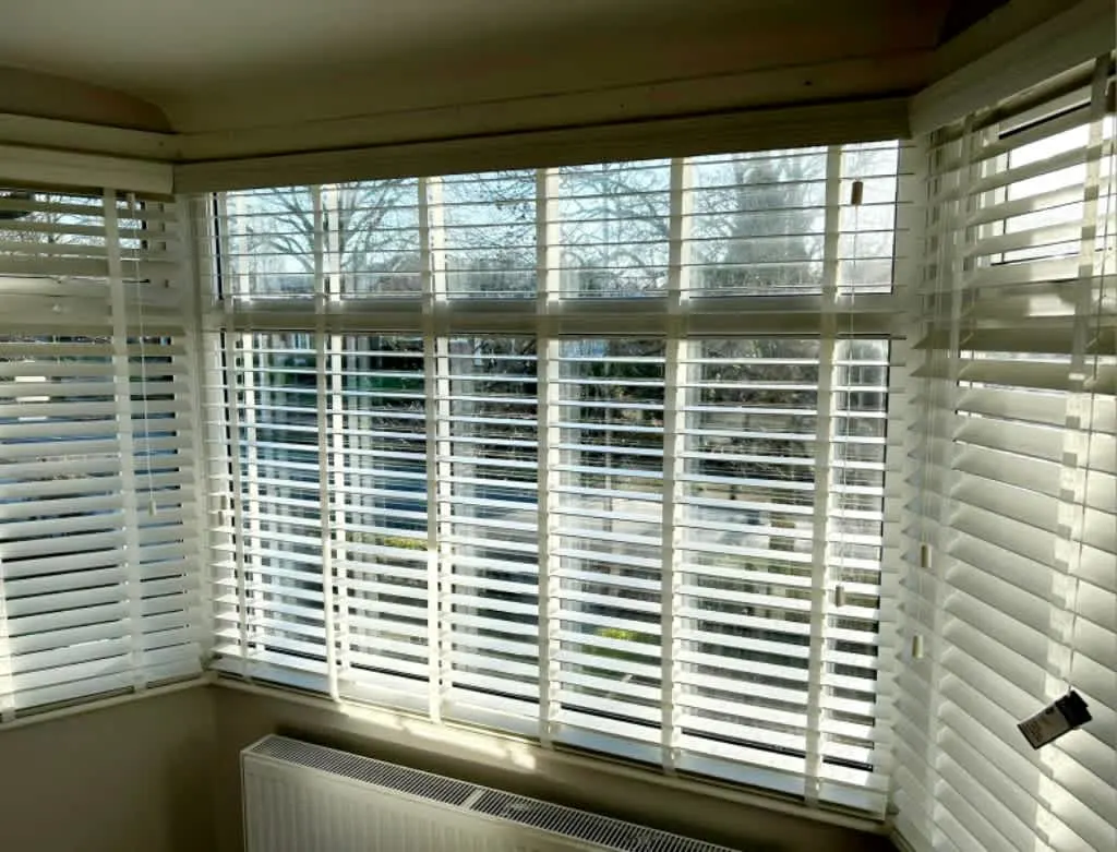 Images Household Bargain Centre & Chantelle Blinds
