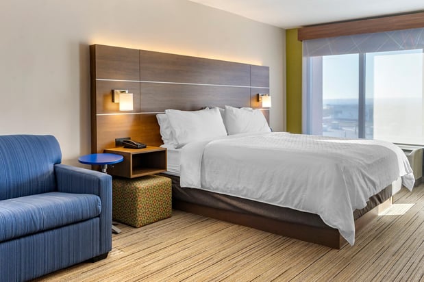 Images Holiday Inn Express & Suites Albuquerque Midtown by IHG