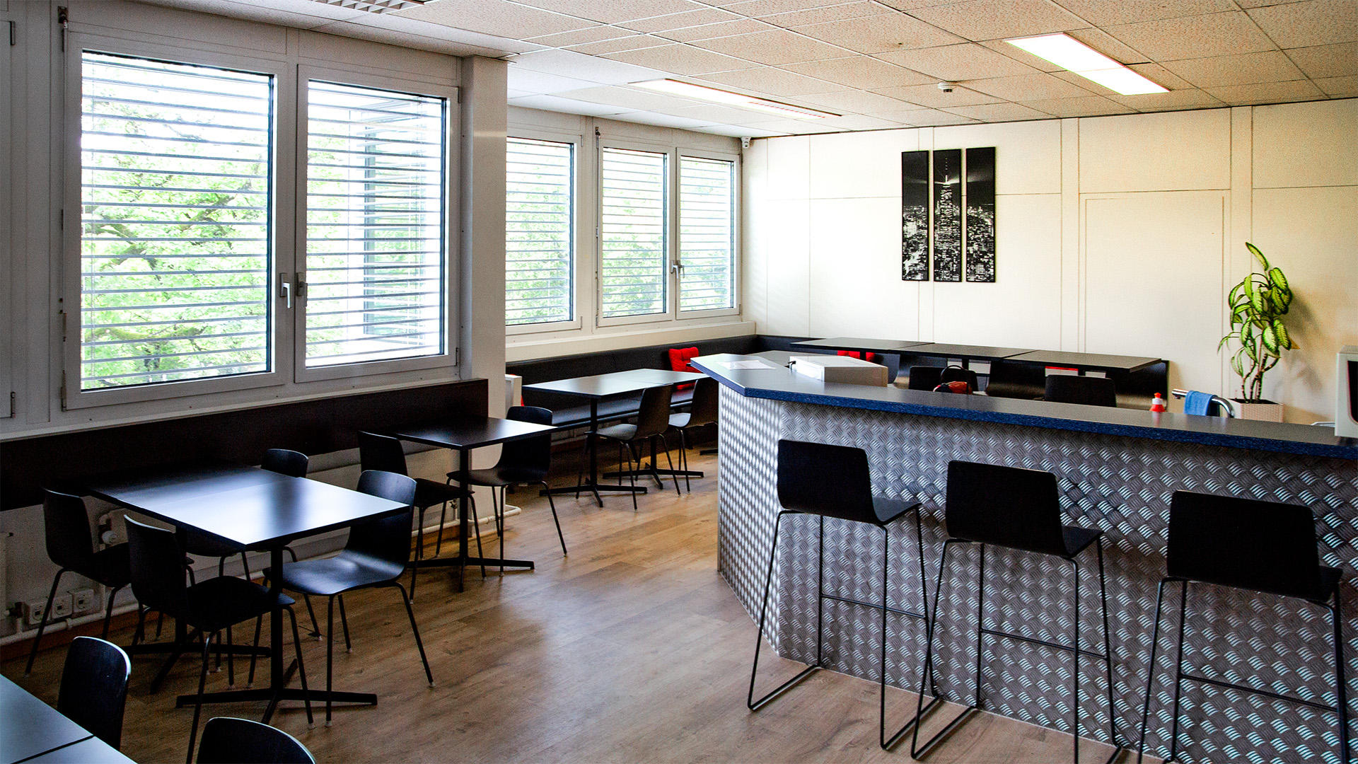 WISS Schulen für Wirtschaft Informatik Immobilien, Ostermundigenstrasse 81 in Bern