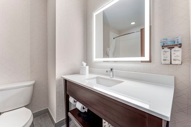 Images Holiday Inn Express Pittsburgh E - Waterfront Dr by IHG