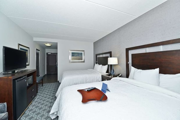 Images Hampton Inn & Suites Greensboro/Coliseum Area