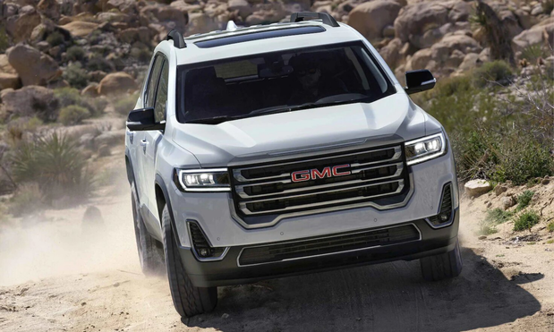 Images Octane GMC of Santa Fe