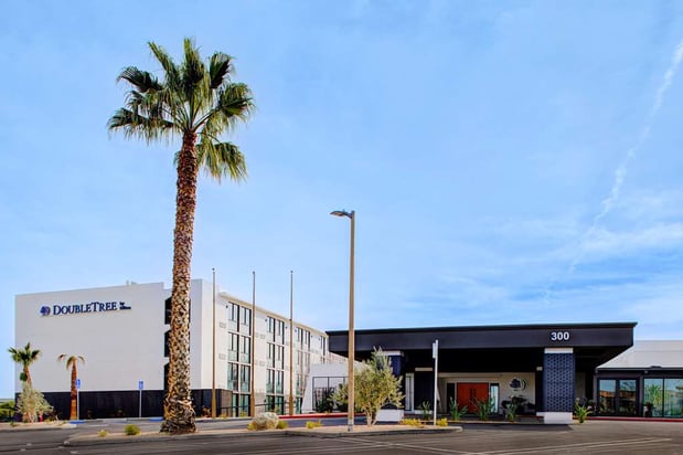 Images DoubleTree by Hilton Palmdale