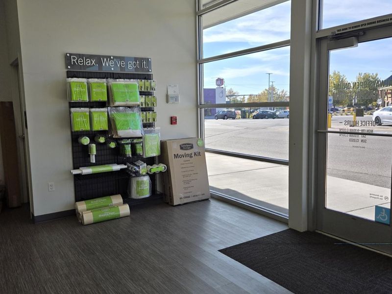 Images Extra Space Storage