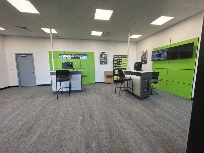 Images Extra Space Storage