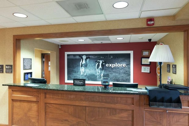 Images Hampton Inn & Suites Austin-Airport