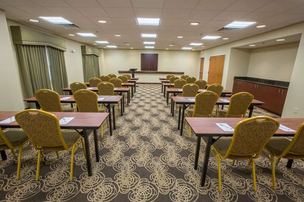 Images Hampton Inn & Suites Berkshires-Lenox