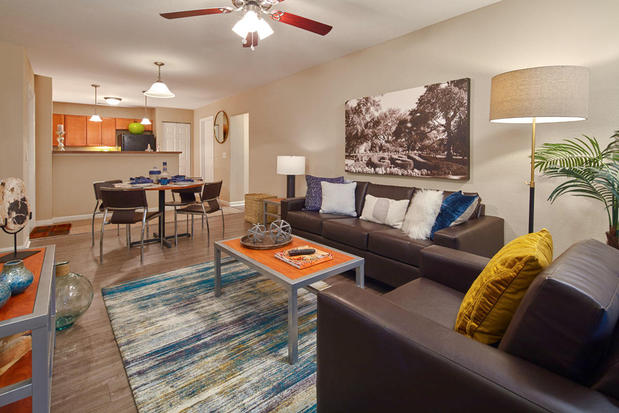 Images Axis Student Living - Statesboro