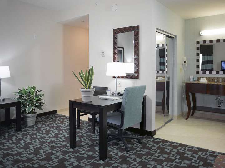 Images Hampton Inn & Suites Nashville @ Opryland