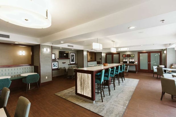 Images Hampton Inn Bismarck North
