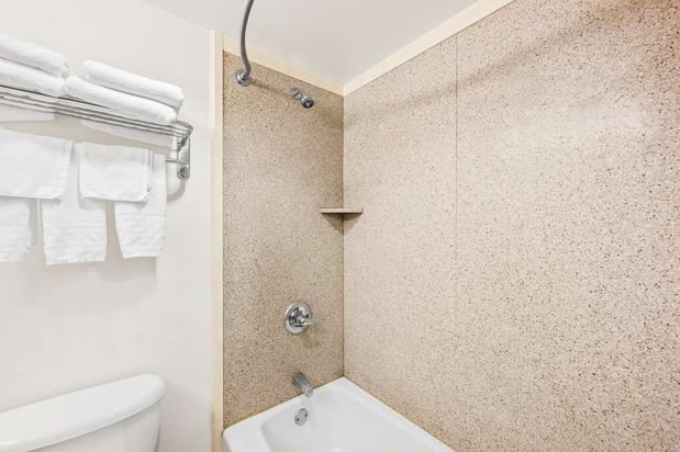 Images SureStay Plus by Best Western Lubbock Medical Center