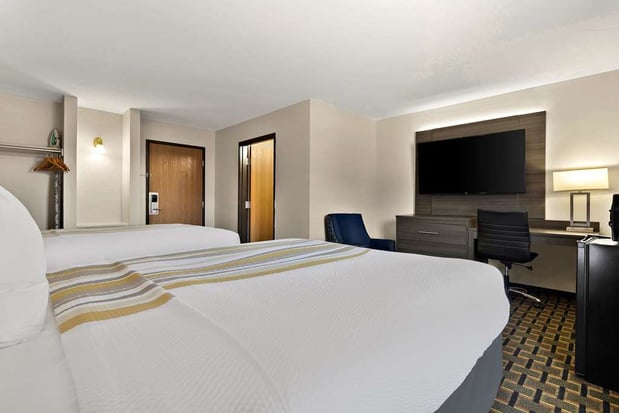Images SureStay Plus by Best Western Tulsa East