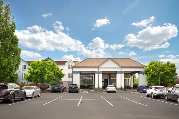 Images Best Western Hartford Hotel & Suites