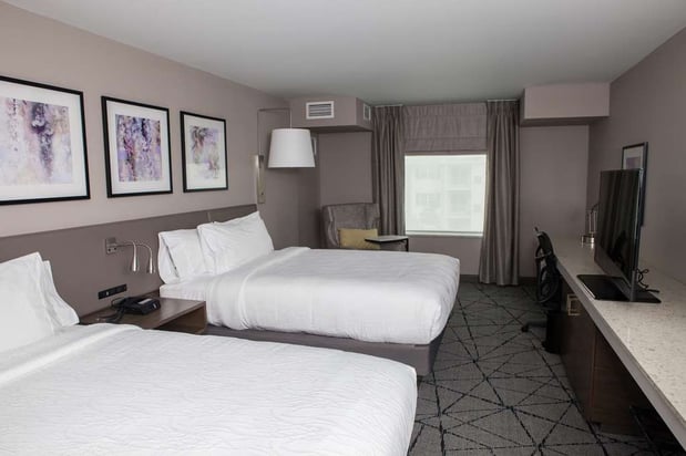 Images Hilton Garden Inn Springfield, NJ