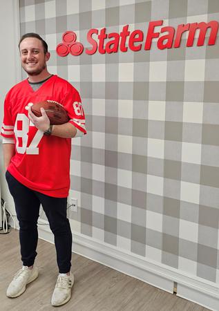 Images Laura San Nicolas - State Farm Insurance Agent