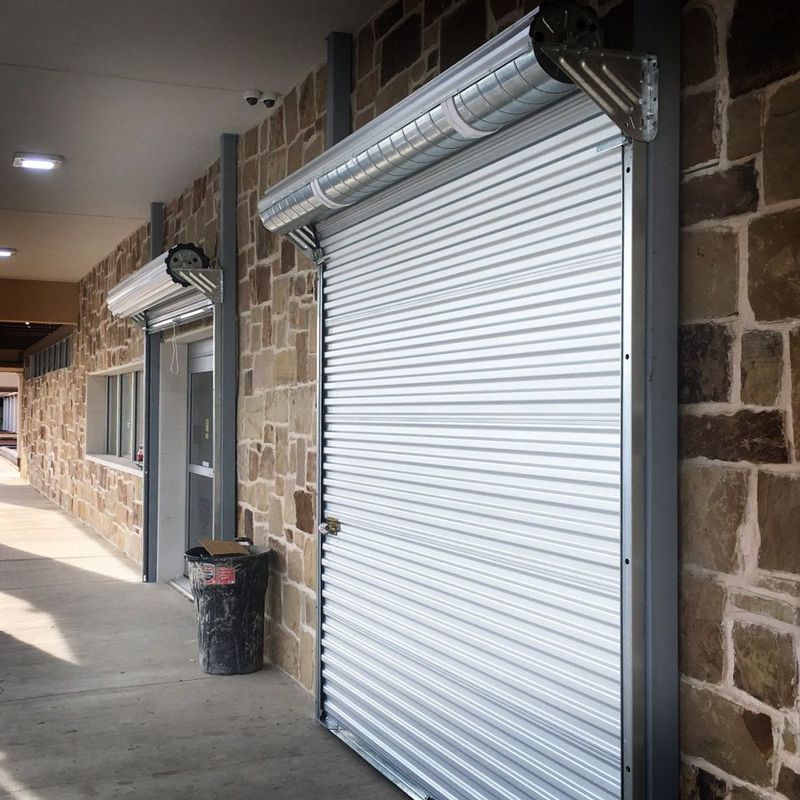 Images Tovar Garage Doors