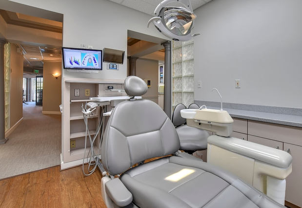 Images Scott Finlay, DDS