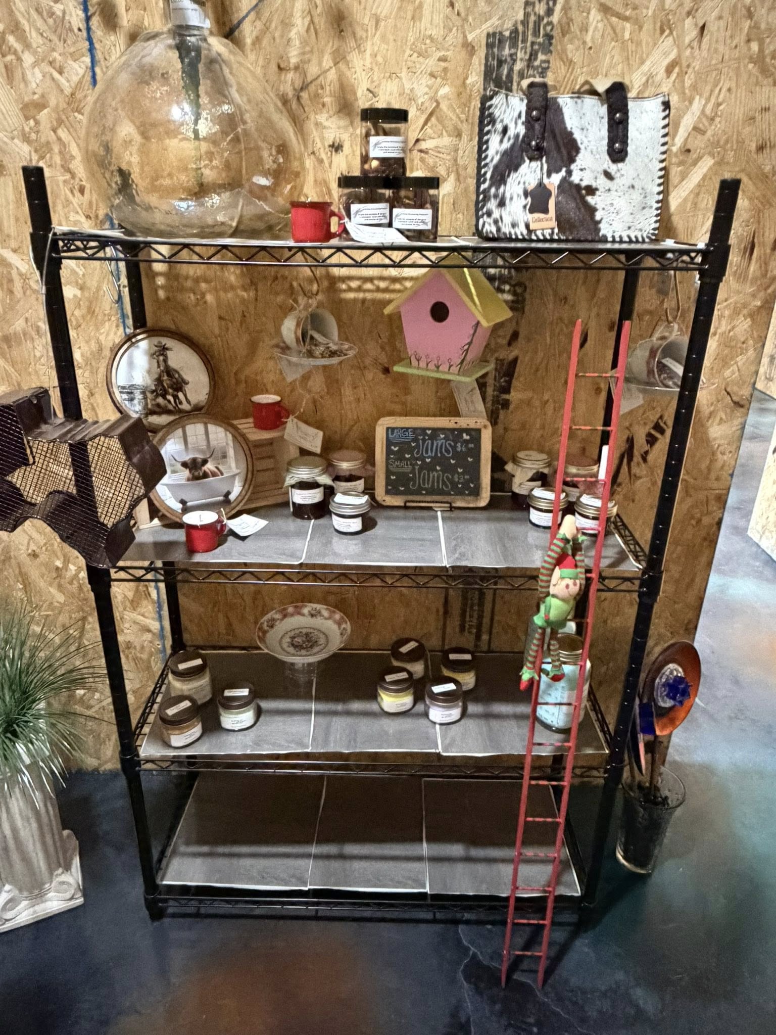 The Rusty Nail Vintage Market Image