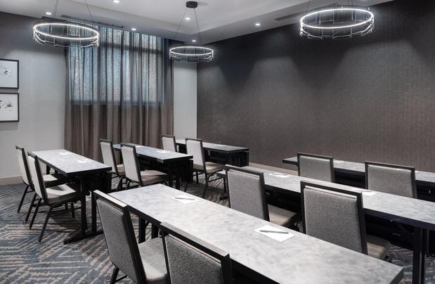 Images Holiday Inn Express Boston Logan Airport - Revere by IHG