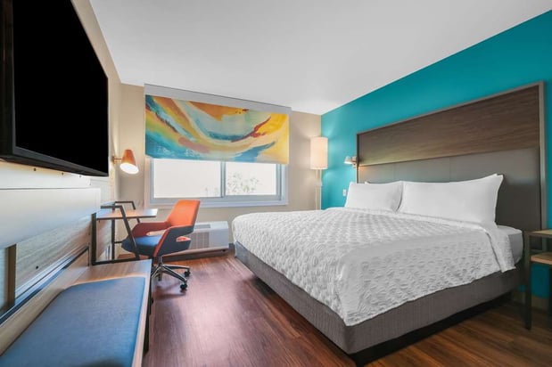 Images Tru by Hilton Lathrop