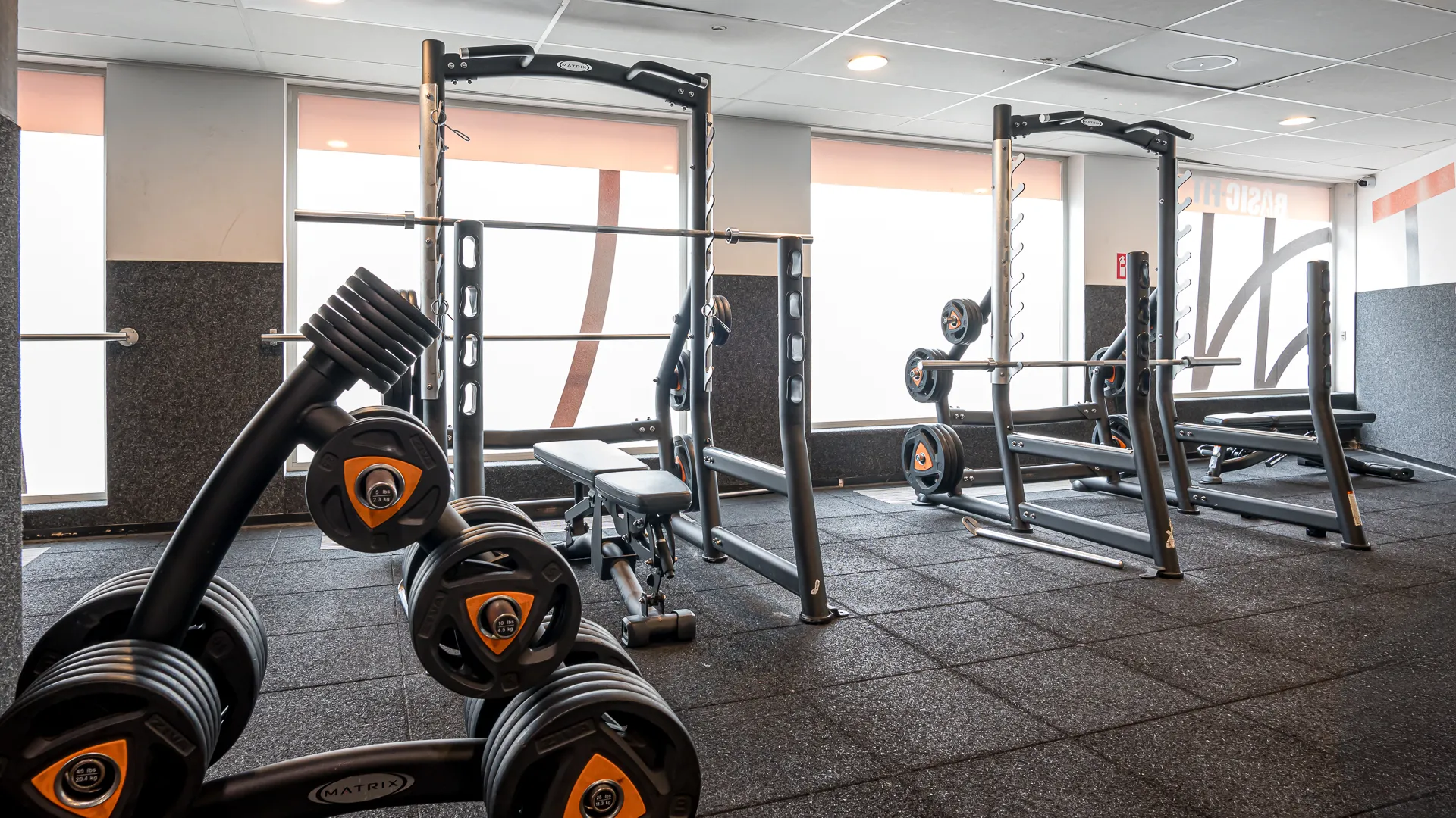 Images Basic-Fit 24/7