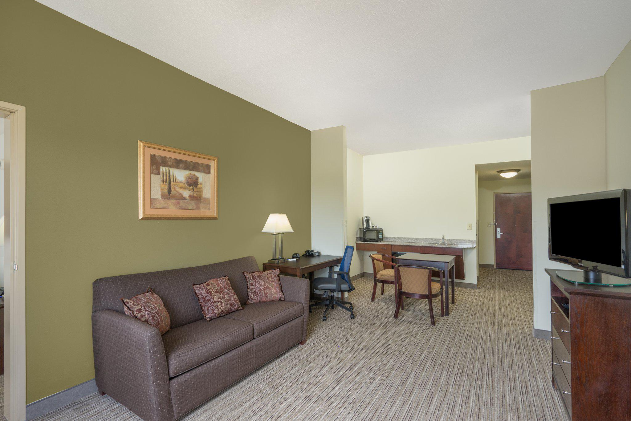 Holiday Inn Express & Suites Gadsden WNear Attalla Hotels Gadsden