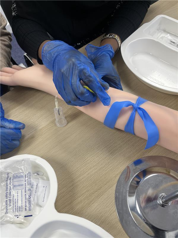 Images Phlebotomy Training Institute - London