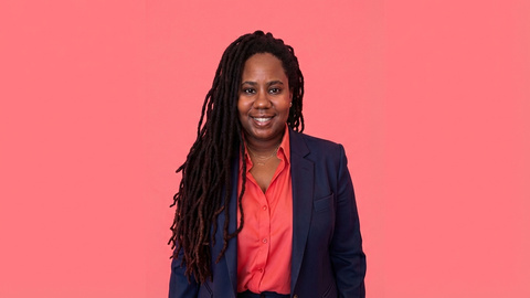 Shavonne Brown - TurboTax Expert Logo