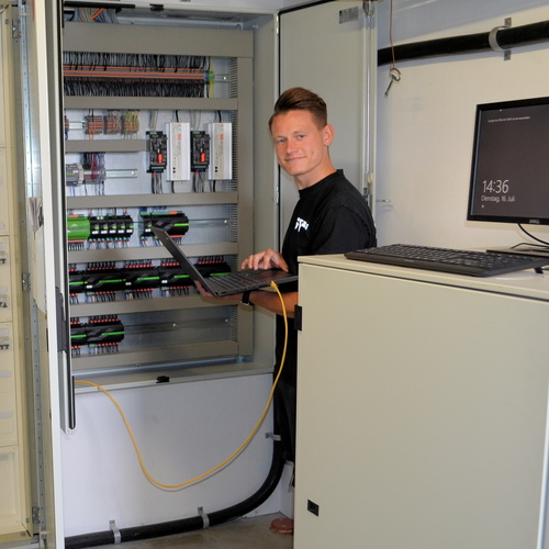 SV Steuerungstechnik GmbH & Co. KG, Im Kohnental 12 in Düren