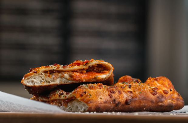 Images Sardo's Pizza and Fish Fry