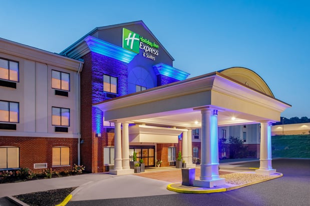 Images Holiday Inn Express & Suites Lancaster by IHG