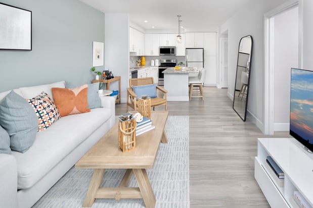 Images Everly Apartments