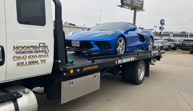 Images Hook 'Em Up Wrecker Service