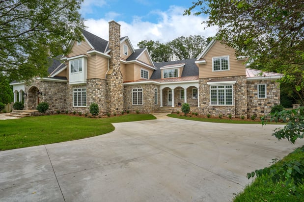 Images Foote & Moorefield, Inc.