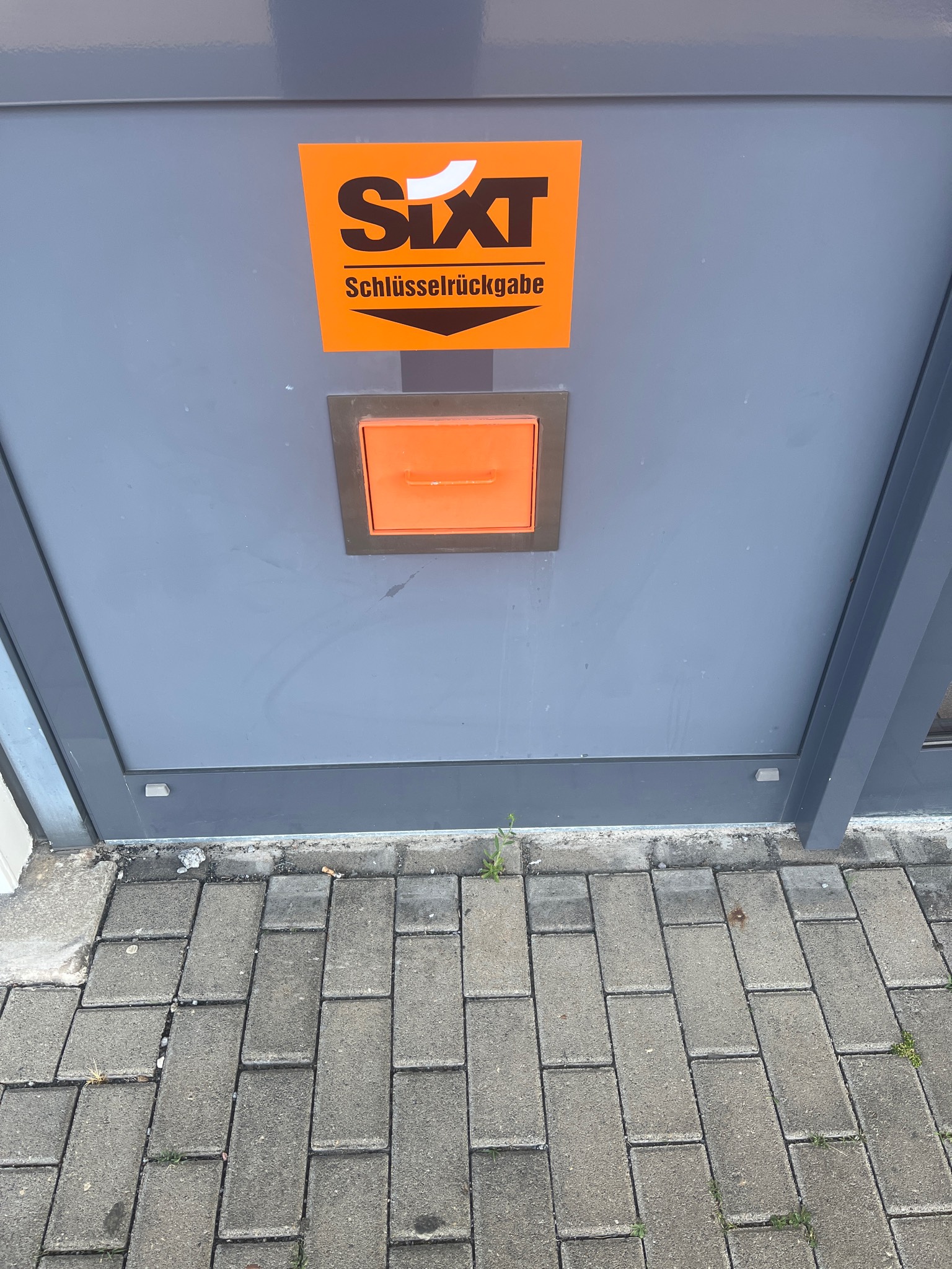 SIXT Autovermietung Mönchengladbach, Lehmkuhlenweg 8 in Mönchengladbach
