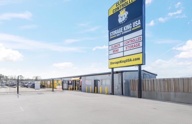 Images Storage King USA