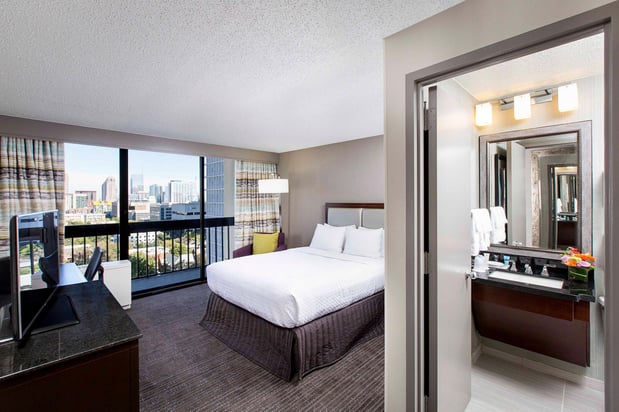 Images Crowne Plaza Atlanta - Midtown by IHG
