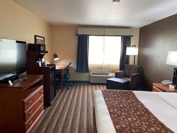 Images Best Western Manhattan Inn