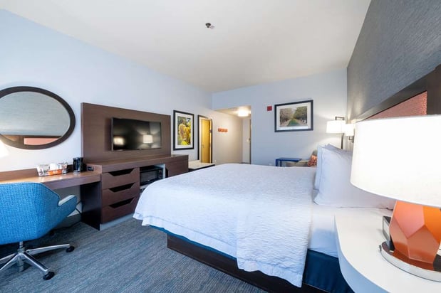 Images Hampton Inn & Suites Modesto-Salida