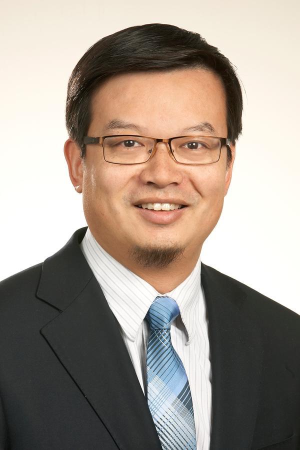 Images Edward Jones - Financial Advisor: Kevin Wang, DFSA™