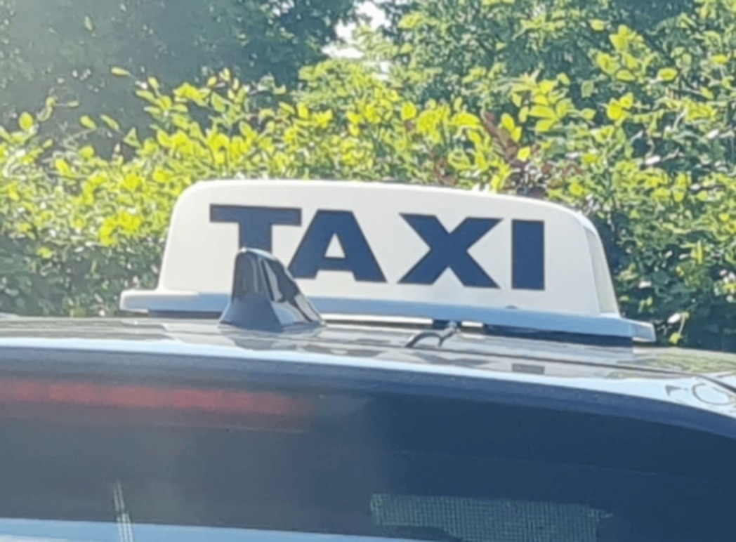 Images Hagos Taxi  Eskilstuna