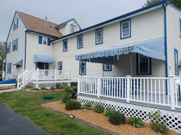 Images Bill's Canvas Shop