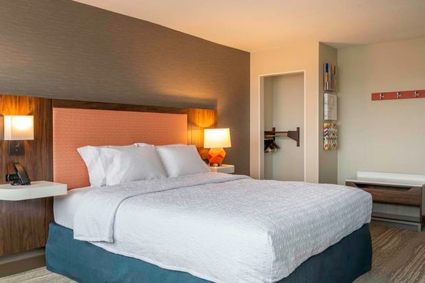 Images Hampton Inn Manchester Downtown